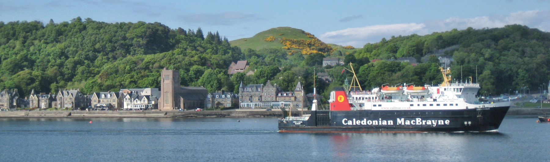 Ferry arriving into Oban